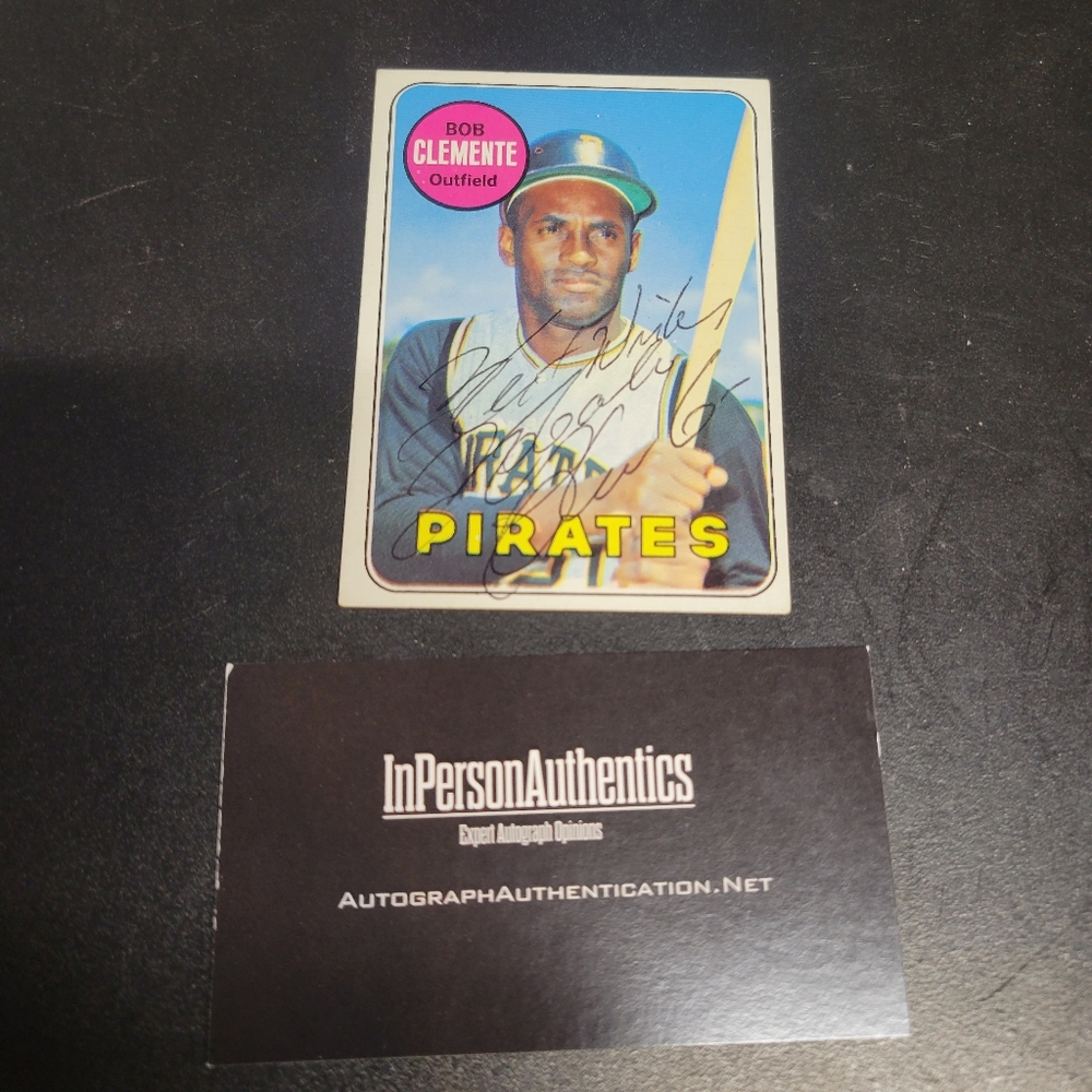 1969 topps autographed Roberto Clemente card Inpersonauthentication.net coa.